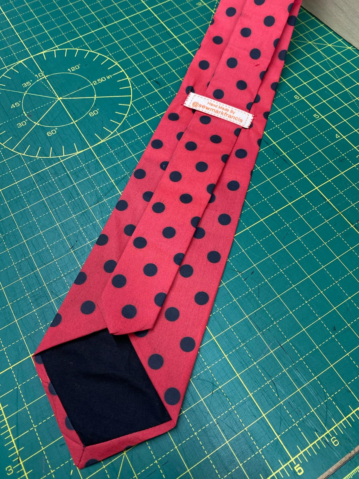 4th Doctor polka dot tie